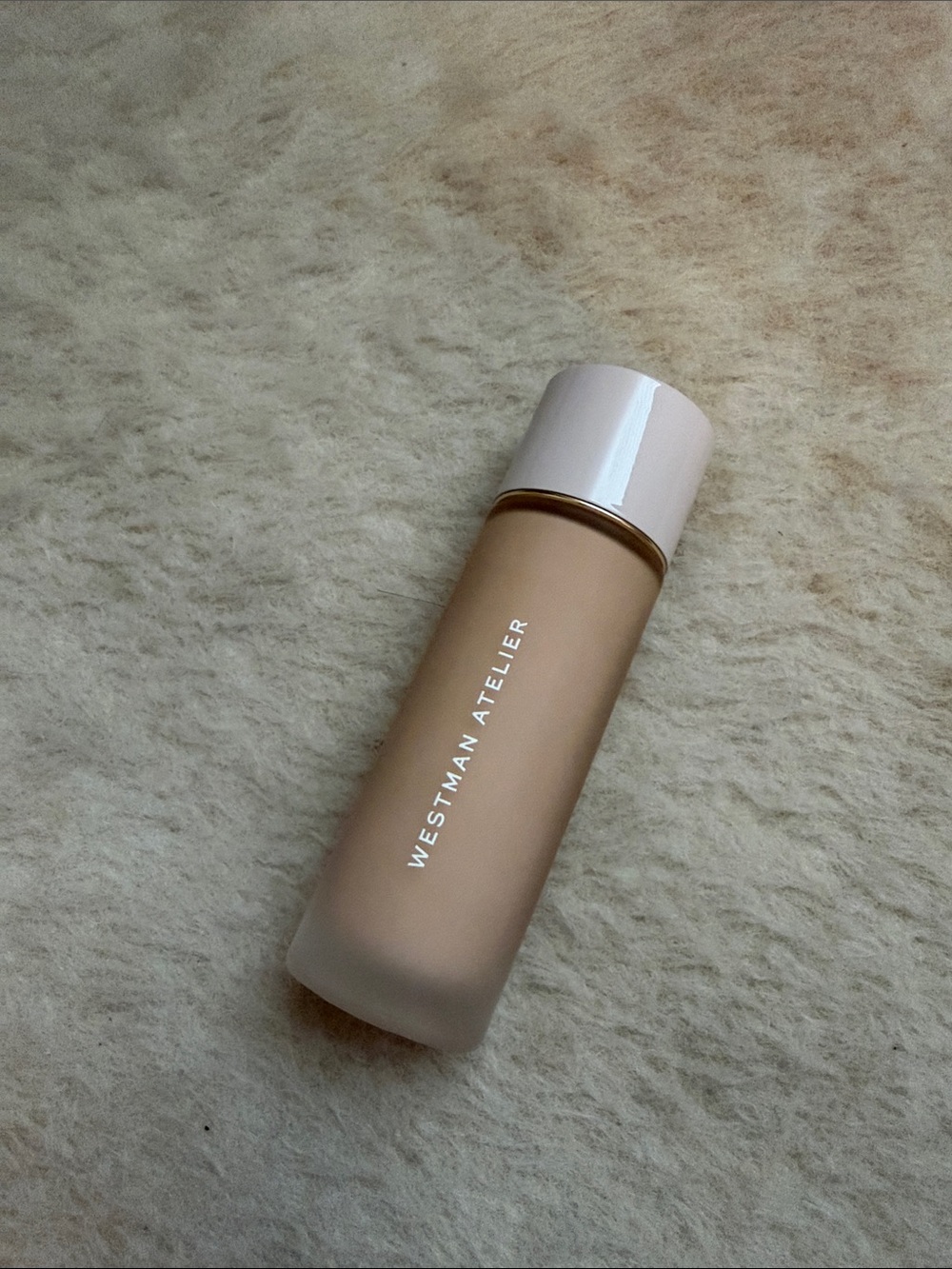 Westman Atelier Supreme Bio-Complex Liquid foundation - shade F4